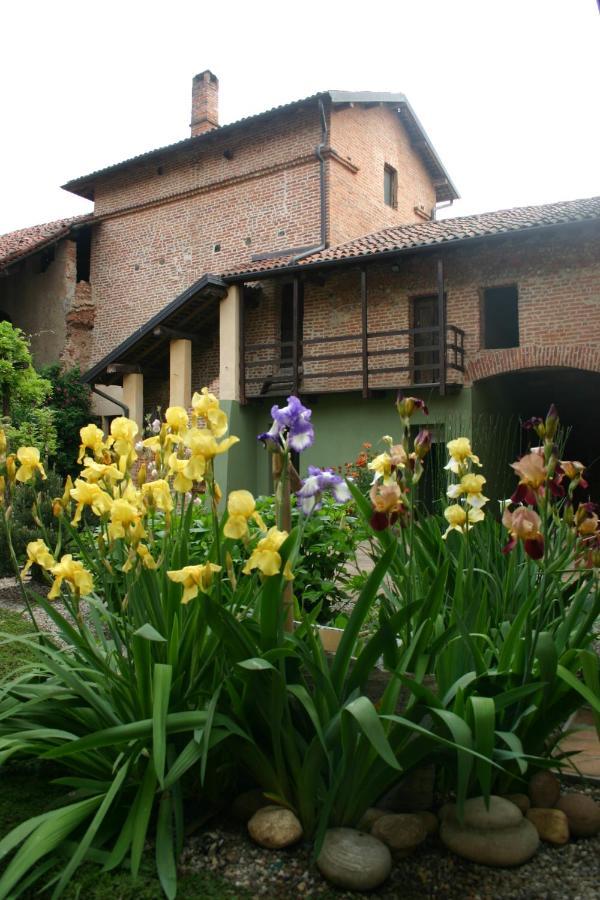 Studio Sforzesco Bellinzago Novarese エクステリア 写真